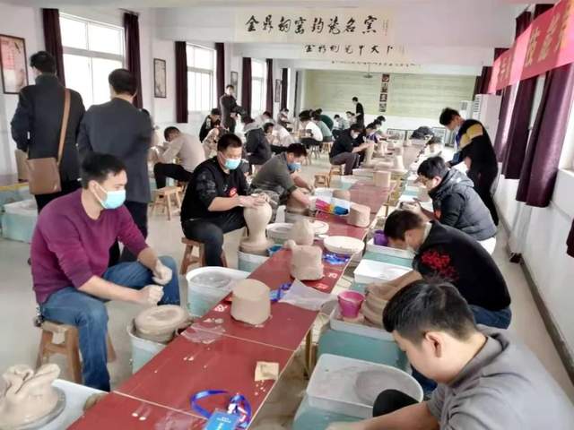 禹州市第十三届职业技能大赛隆重开幕! 禹州市第十三届职业技能大赛隆重开幕!