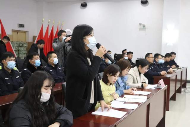 12月2日禹州市举办“全国交通安全日”主题新闻发布会 12月2日禹州市举办“全国交通安全日”主题新闻发布会