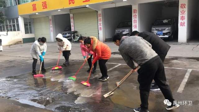 禹州环卫:寒风瑟瑟催人冷 城市清洁忙不停 禹州环卫:寒风瑟瑟催人冷 城市清洁忙不停