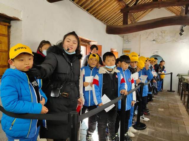 近日神垕古镇景区迎来多批研学团队,昨天又迎来了研学游小高峰…… 近日神垕古镇景区迎来多批研学团队,昨天又迎来了研学游小高峰……
