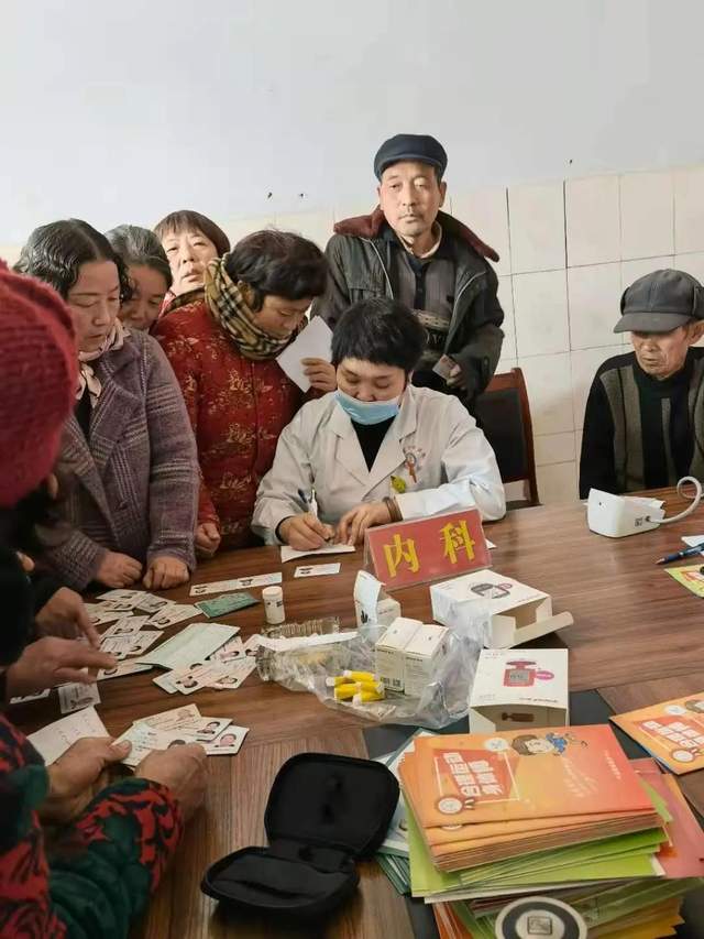 禹州市中心医院“健康家乡行”义诊活动---无梁站 禹州市中心医院“健康家乡行”义诊活动---无梁站