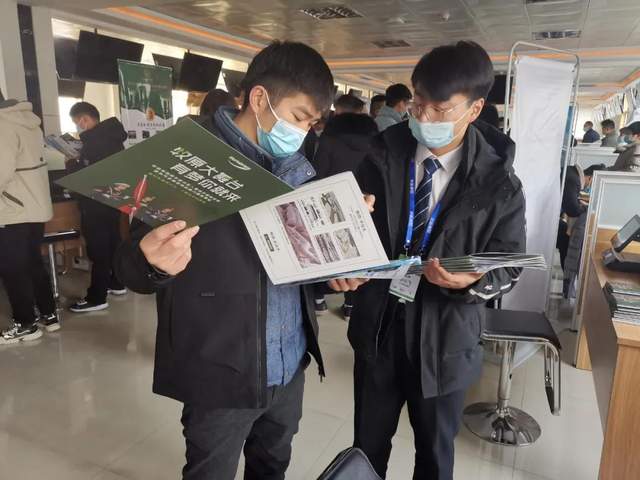 给力!禹州举办退役军人专场招聘会! 给力!禹州举办退役军人专场招聘会!