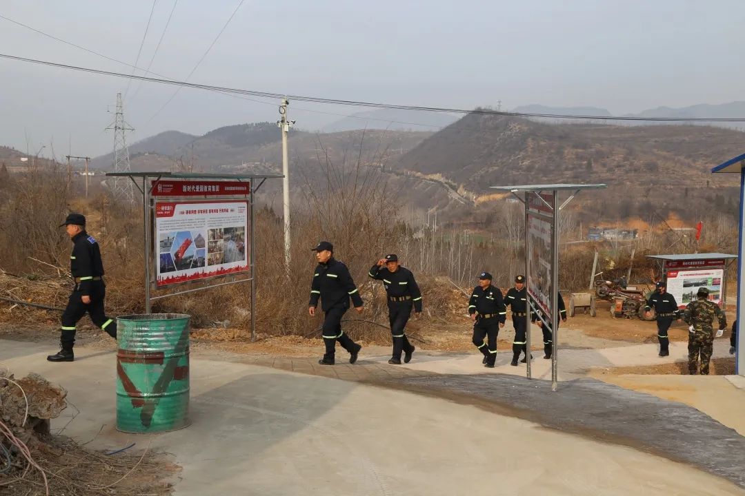 现场直击！禹州应急救援协会奔赴鸠山