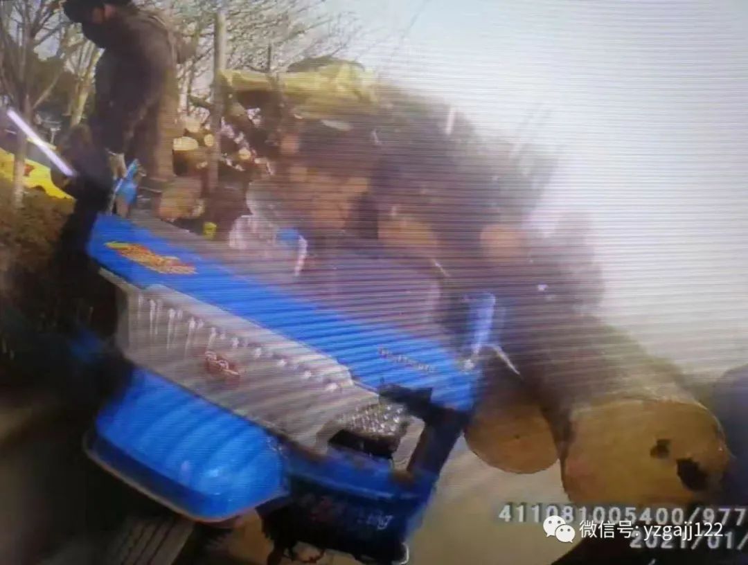 禹州交警集中整治特种车辆
