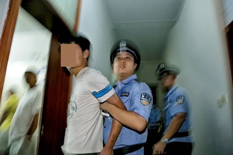 致敬 · 警察——耿亚伟摄影作品