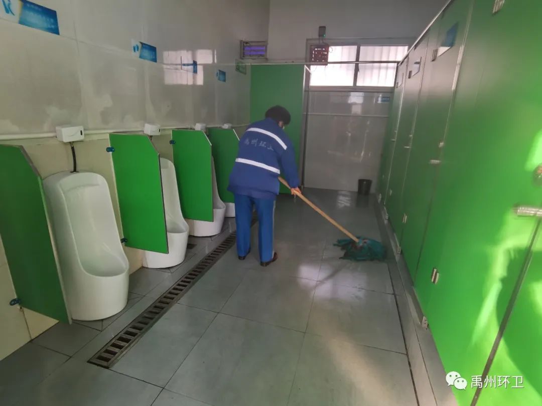 禹州环卫：数九寒冬大清洁 共同抗疫干劲足