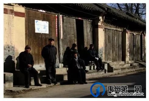 古稀之年为故乡“再火一把” ——读《俺禹州,咱禹州》 古稀之年为故乡“再火一把” ——读《俺禹州,咱禹州》