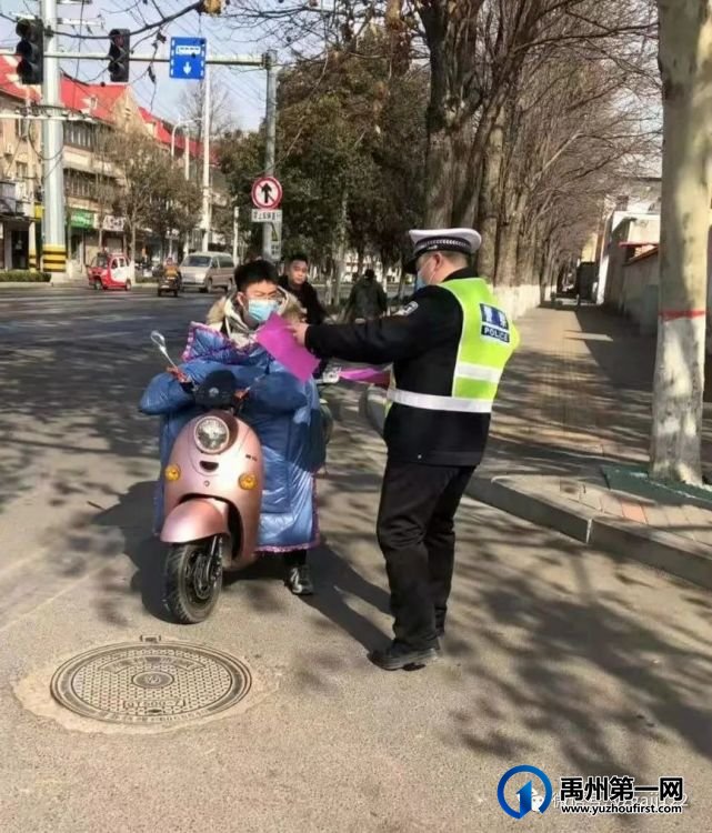 禹州交警深化开展春运交通安全宣传活动 禹州交警深化开展春运交通安全宣传活动