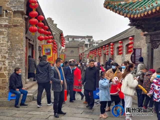 大年初四神垕古镇热力不减,你来“打卡”了吗? 大年初四神垕古镇热力不减,你来“打卡”了吗?