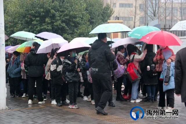 开学啦!铆足牛劲,向前“犇”! 开学啦!铆足牛劲,向前“犇”!