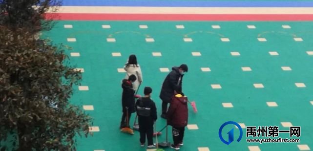 禹州市颍川寨子小学开学进行时...... 禹州市颍川寨子小学开学进行时......