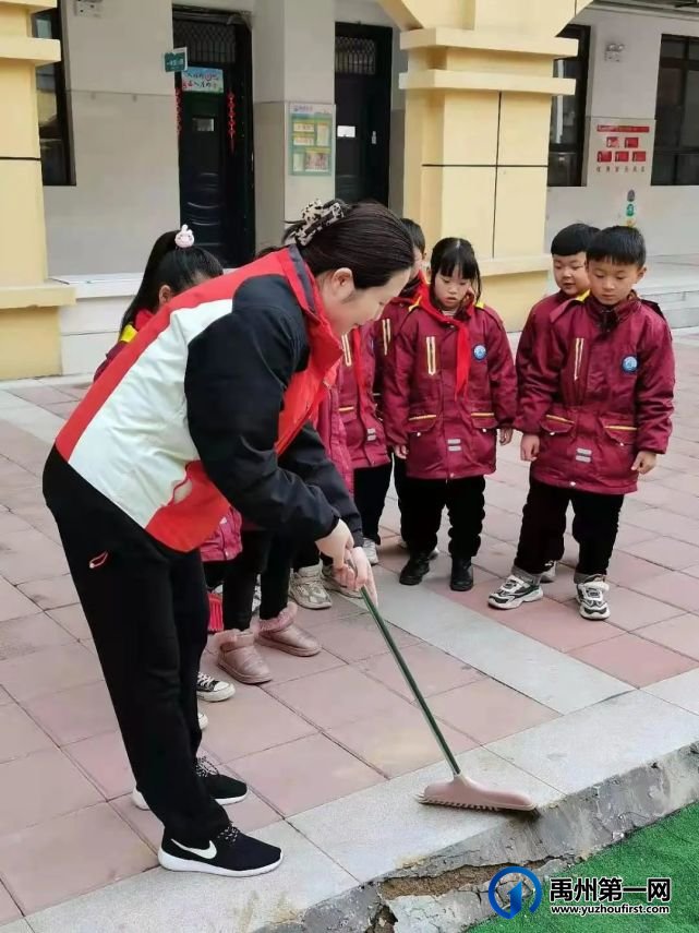 学雷锋,禹州第三实验学校在行动 学雷锋,禹州第三实验学校在行动
