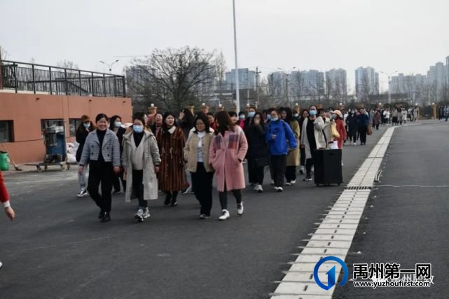禹州中专迎“三八”健步走活动 禹州中专迎“三八”健步走活动