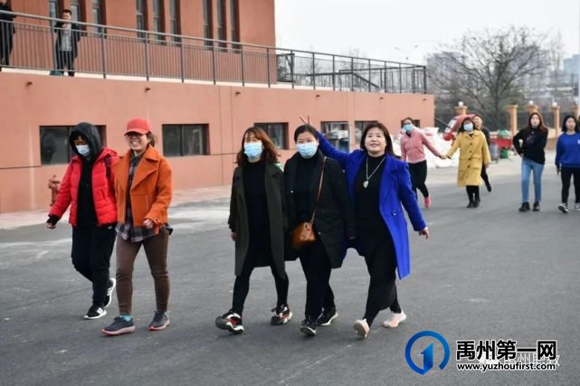 禹州中专迎“三八”健步走活动 禹州中专迎“三八”健步走活动