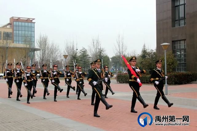 禹州市第一高级中学举行本学期首次主题升旗仪式 禹州市第一高级中学举行本学期首次主题升旗仪式