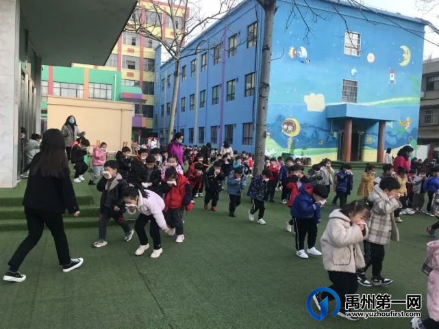 禹州市市直第四幼儿园消防演练 平安校园 禹州市市直第四幼儿园消防演练 平安校园