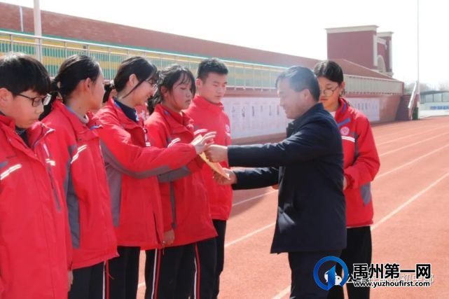 禹州北大公学初中部开学典礼 禹州北大公学初中部开学典礼