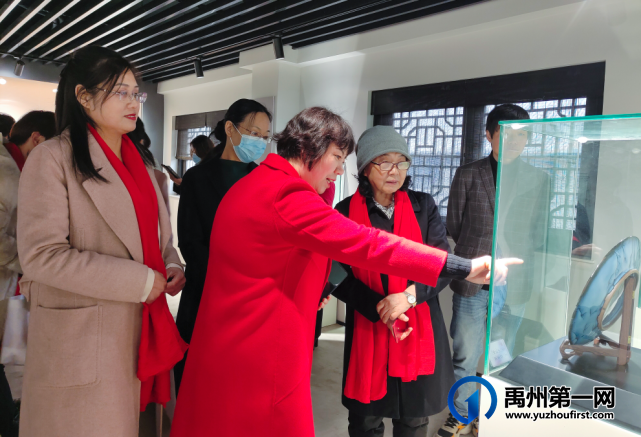 “献礼建党百年”河南省陶协钧瓷女陶艺家作品菁华展开幕 “献礼建党百年”河南省陶协钧瓷女陶艺家作品菁华展开幕