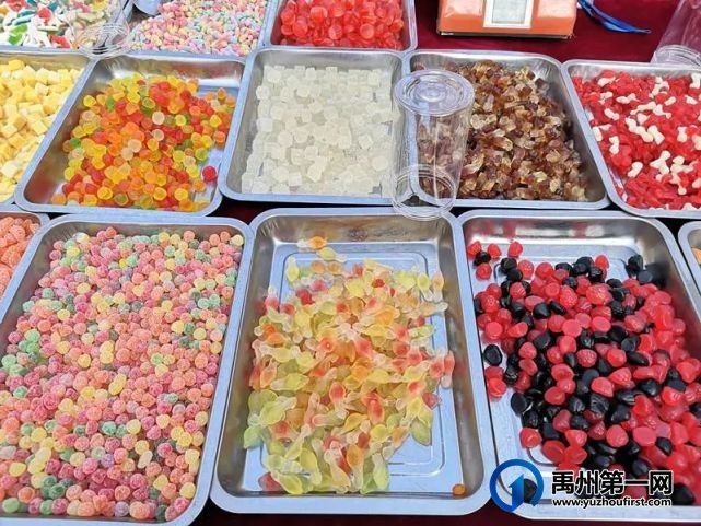 禹州特色商业街逛吃挑战!教你如何用100元吃喝玩乐一整天 禹州特色商业街逛吃挑战!教你如何用100元吃喝玩乐一整天