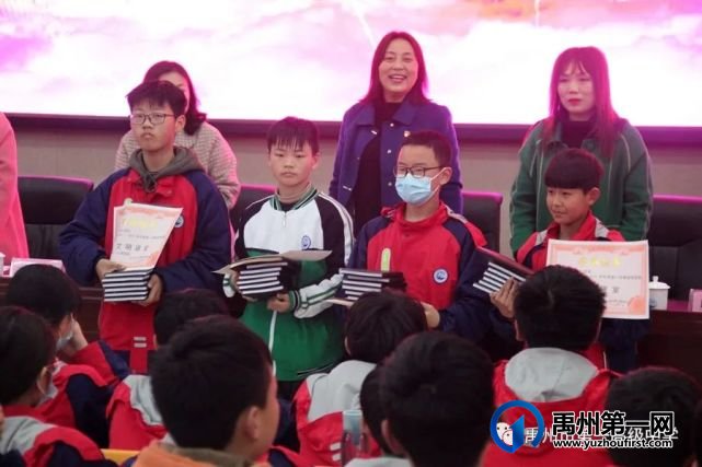 禹州一高附属学校举行2021年春季开学典礼 禹州一高附属学校举行2021年春季开学典礼