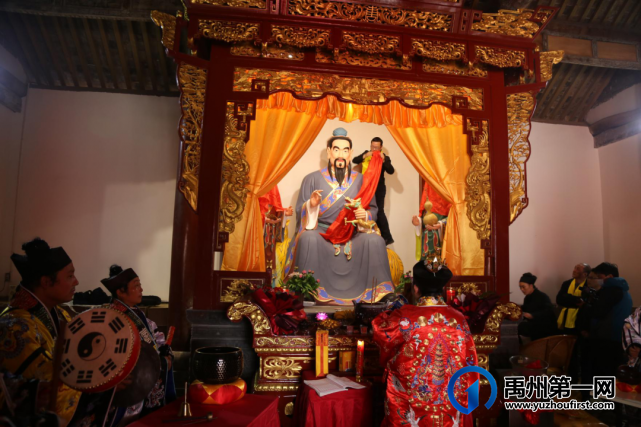 今天,禹州一场宏大的祭拜仪式在北关举行! 今天,禹州一场宏大的祭拜仪式在北关举行!