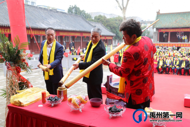 今天,禹州一场宏大的祭拜仪式在北关举行! 今天,禹州一场宏大的祭拜仪式在北关举行!
