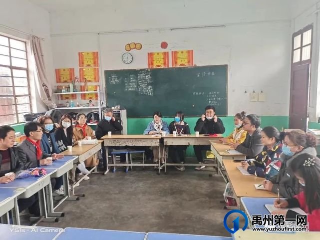 公益协会送温暖,老师学生笑开颜 公益协会送温暖,老师学生笑开颜