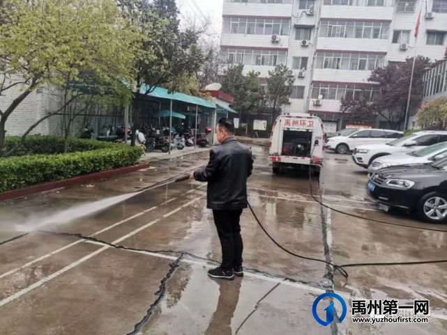 禹州环卫:春回大地万物醒 清洁家园靓容颜 禹州环卫:春回大地万物醒 清洁家园靓容颜