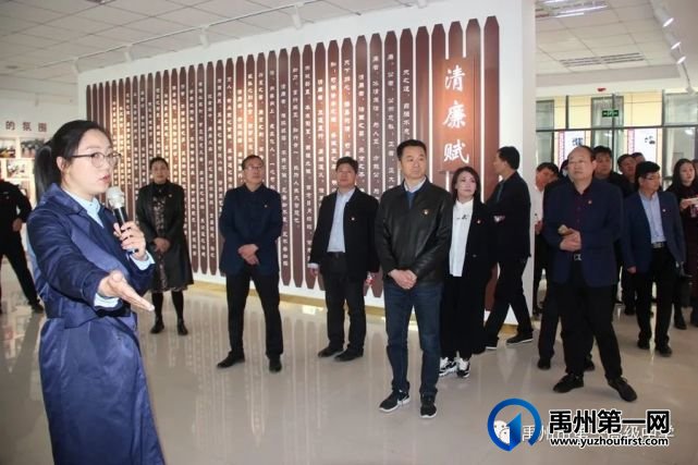 禹州市教体系统党建观摩到我校观摩指导党建工作 禹州市教体系统党建观摩到我校观摩指导党建工作