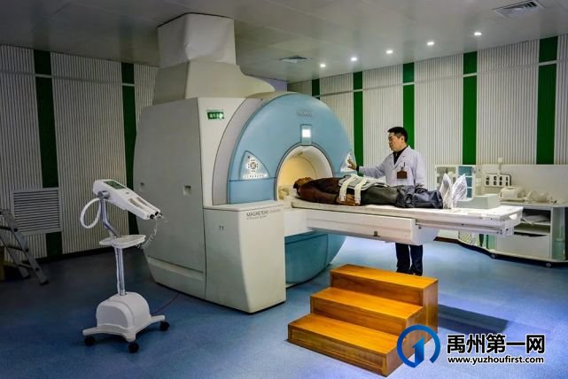 禹州市人民医院“印象禹医”摄影大赛启动仪式掠影 禹州市人民医院“印象禹医”摄影大赛启动仪式掠影