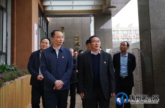 禹州一高市委常委、组织部部长许进宏一行来校党建观摩调研 禹州一高市委常委、组织部部长许进宏一行来校党建观摩调研