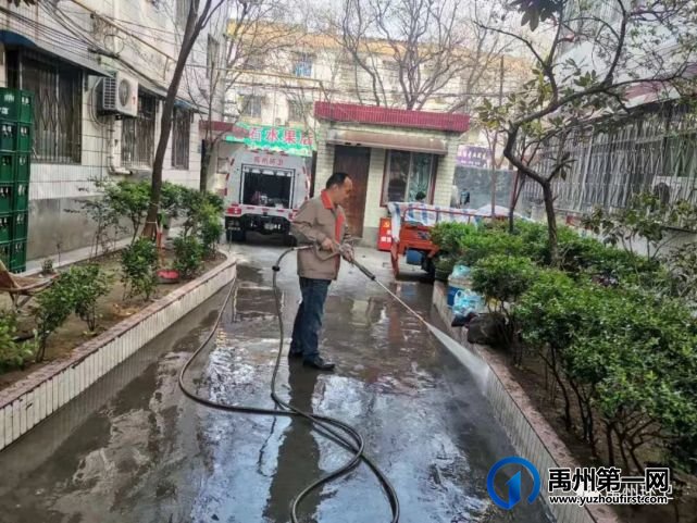 禹州环卫:扎实开展城市清洁行动 助推全市环保攻坚工作 禹州环卫:扎实开展城市清洁行动 助推全市环保攻坚工作