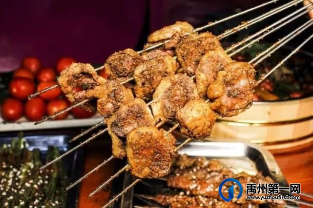 禹州吃货福利来啦!68元抢!先烤串再涮火锅,挡不住的喷香诱惑! 禹州吃货福利来啦!68元抢!先烤串再涮火锅,挡不住的喷香诱惑!