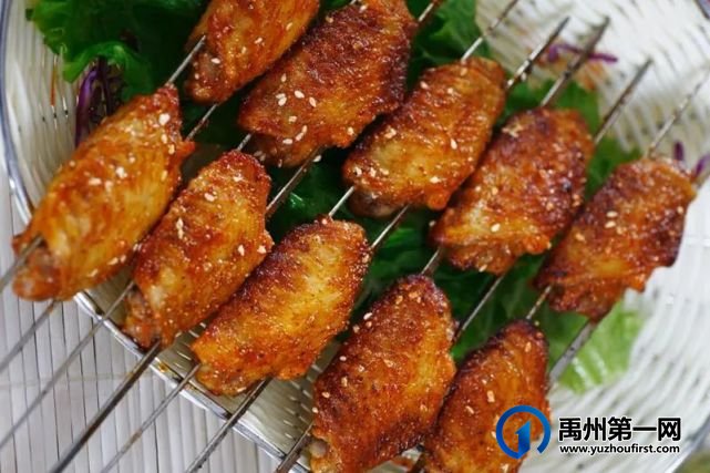 豪横!啤酒随便喝!禹州这家夜市烧烤太任性... 豪横!啤酒随便喝!禹州这家夜市烧烤太任性...