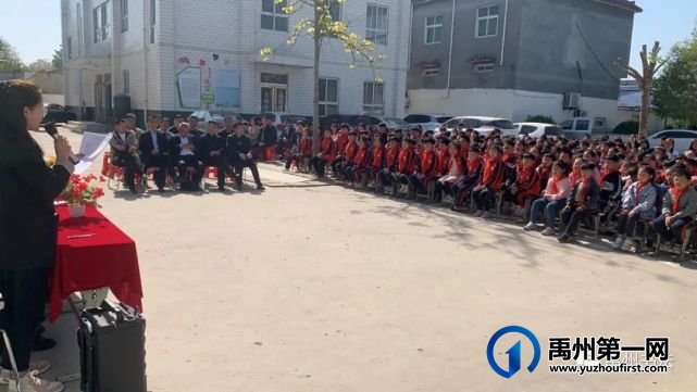 禹州书协“书法进万家”——走进范坡镇宋庄小学 禹州书协“书法进万家”——走进范坡镇宋庄小学