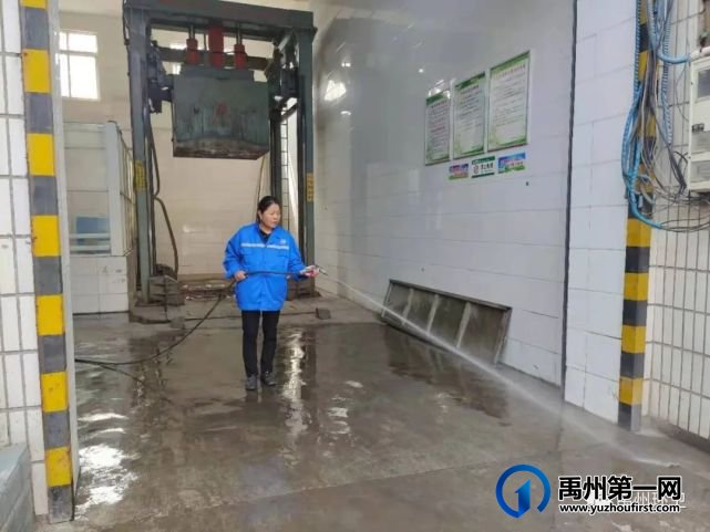 禹州环卫:开展爱国卫生运动 扮靓城市环境卫生 禹州环卫:开展爱国卫生运动 扮靓城市环境卫生
