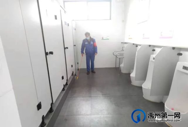 禹州环卫:开展爱国卫生运动 扮靓城市环境卫生 禹州环卫:开展爱国卫生运动 扮靓城市环境卫生