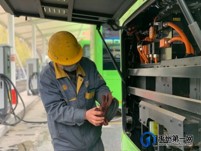禹州公交开展节前安全技术隐患排查 禹州公交开展节前安全技术隐患排查