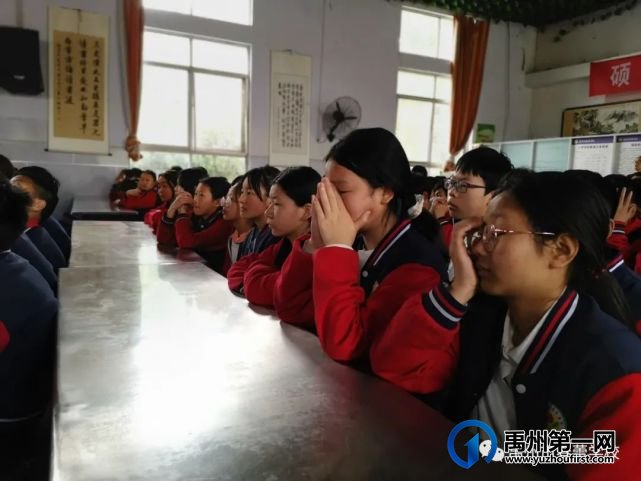 全国道德模范朱清章先生“孝老爱亲”事迹报告会 全国道德模范朱清章先生“孝老爱亲”事迹报告会