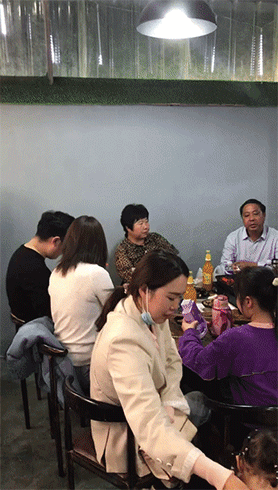 禹州一秒入夏!滨河路这家新开的网红烧烤店爆火! 禹州一秒入夏!滨河路这家新开的网红烧烤店爆火!