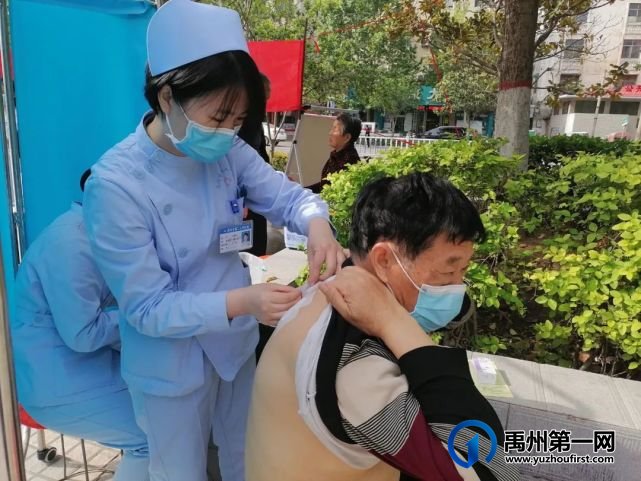 禹州市二院举行“世界哮喘日”大型义诊活动获圆满成功 禹州市二院举行“世界哮喘日”大型义诊活动获圆满成功
