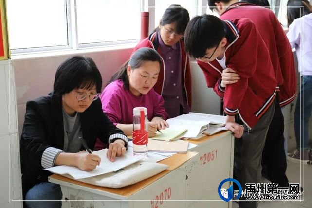 禹州高考倒计时:陪伴是最长情的告白 禹州高考倒计时:陪伴是最长情的告白