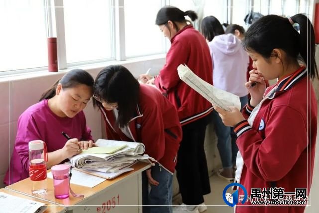 禹州高考倒计时:陪伴是最长情的告白 禹州高考倒计时:陪伴是最长情的告白