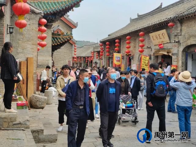 神垕古镇景区2021年“五一”小长假接待工作圆满结束! 神垕古镇景区2021年“五一”小长假接待工作圆满结束!