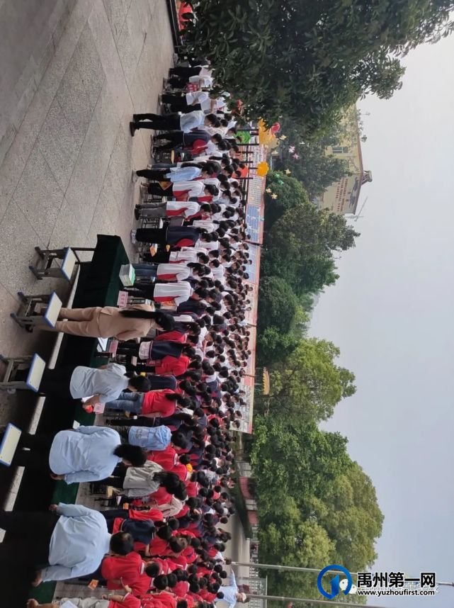 禹州市春蕾学校期中考试总结表彰大会 禹州市春蕾学校期中考试总结表彰大会