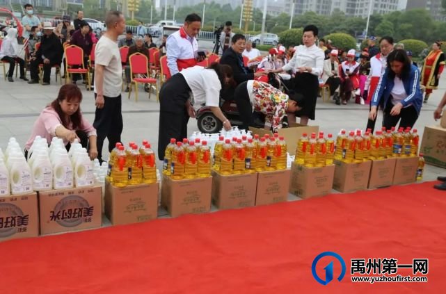 今天!禹州夏禹公园发生的这一幕!感动了无数人! 今天!禹州夏禹公园发生的这一幕!感动了无数人!