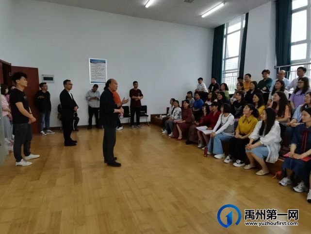 禹州文旅特邀专家亲临指导 助力歌唱水平提升 禹州文旅特邀专家亲临指导 助力歌唱水平提升