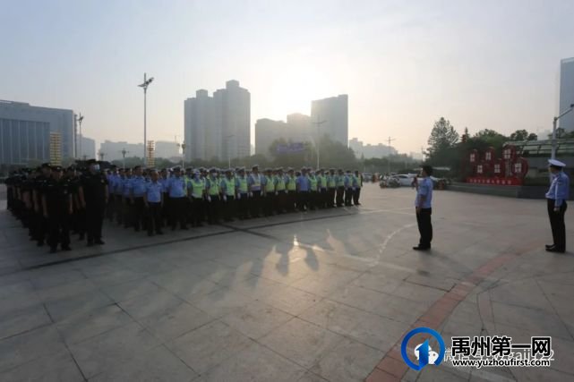 再鼓干劲、全力冲刺,禹州交警召开创文工作动员部署大会! 再鼓干劲、全力冲刺,禹州交警召开创文工作动员部署大会!