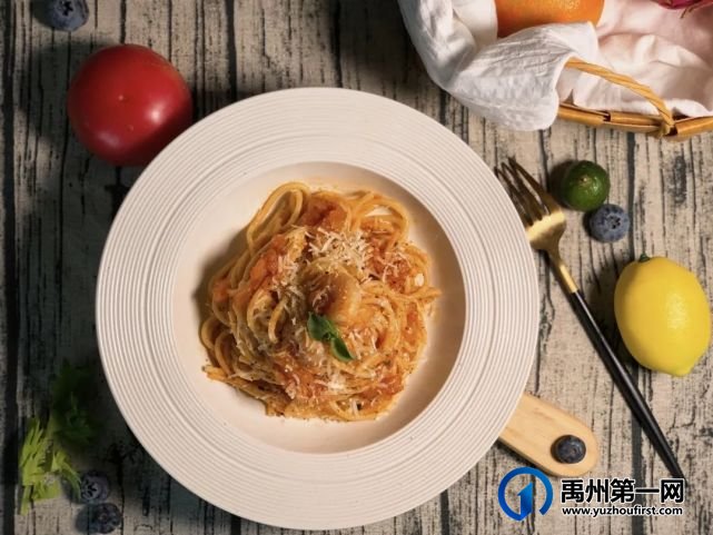 禹州的情侣们520当天来新体育场这里,即可享受专属福利! 禹州的情侣们520当天来新体育场这里,即可享受专属福利!