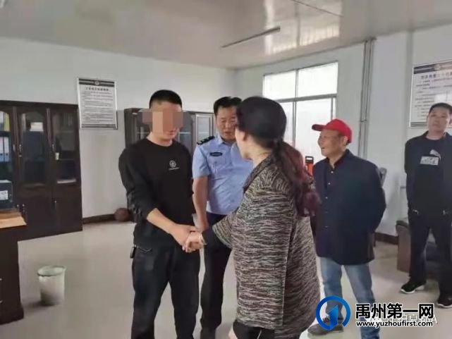 大狗撞伤路人引发纠纷,禹州三峰中心派出所民警成功调解 大狗撞伤路人引发纠纷,禹州三峰中心派出所民警成功调解
